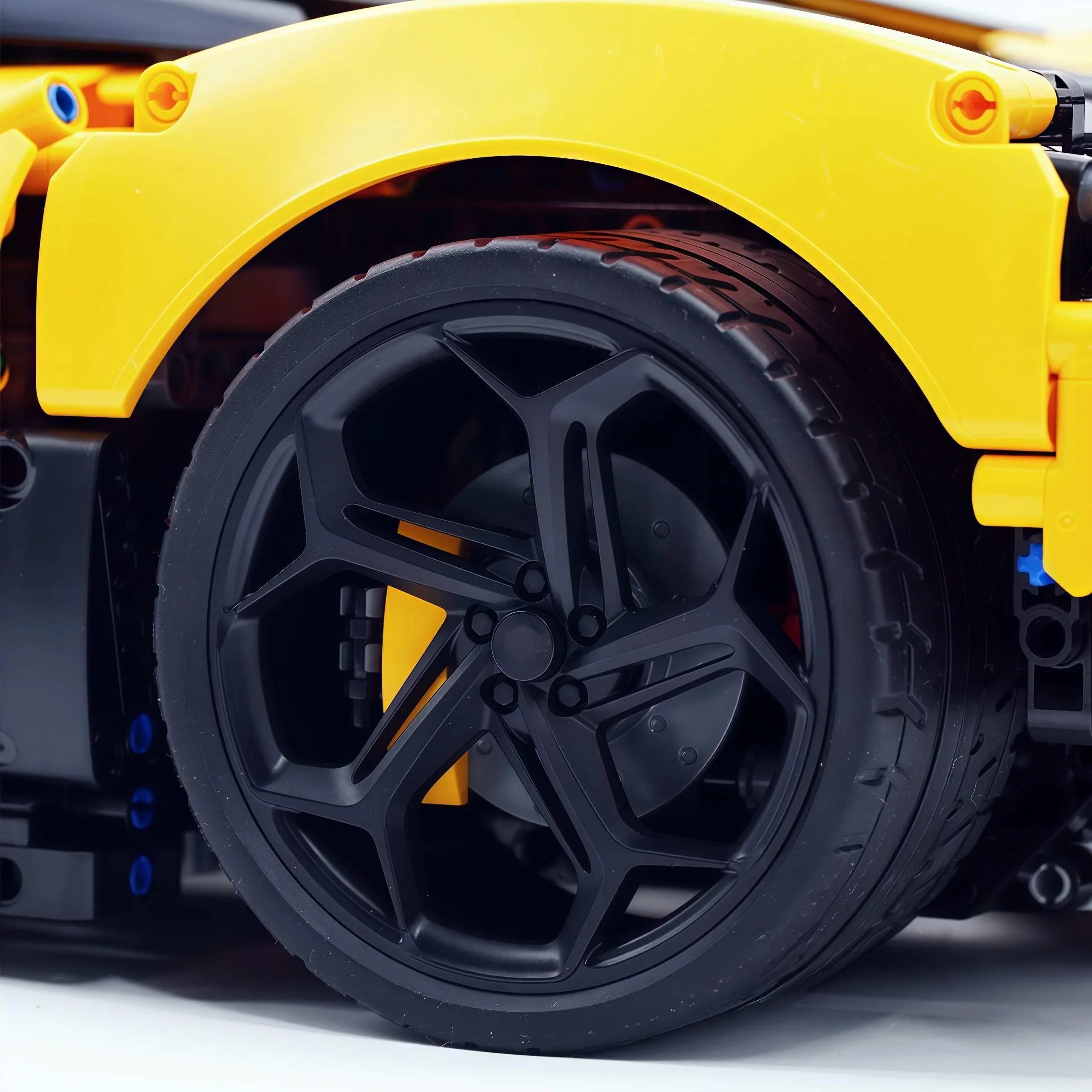 Der ultimative britische Hypercar W1 4234 Teile