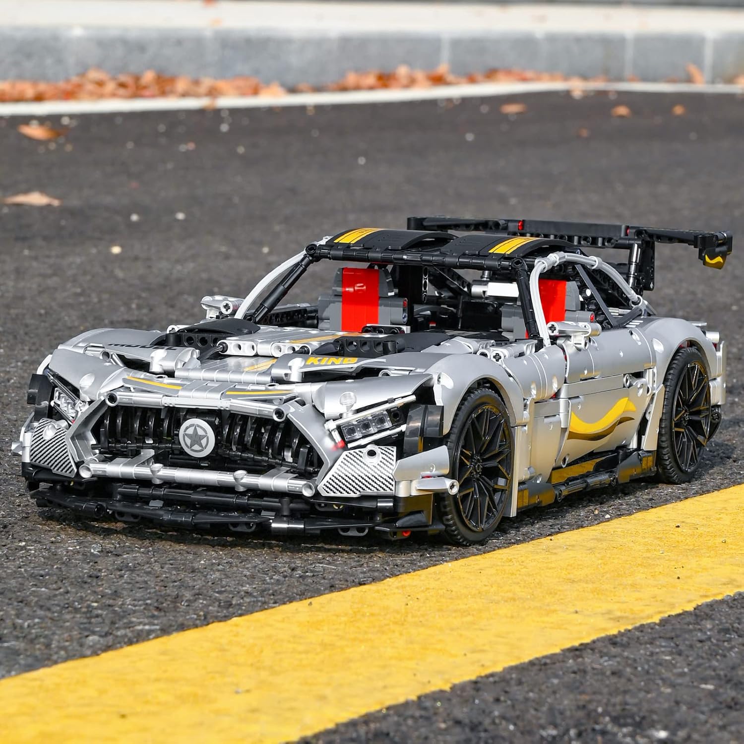 Schlankes Satin deutsches Coupé 2872TEILE