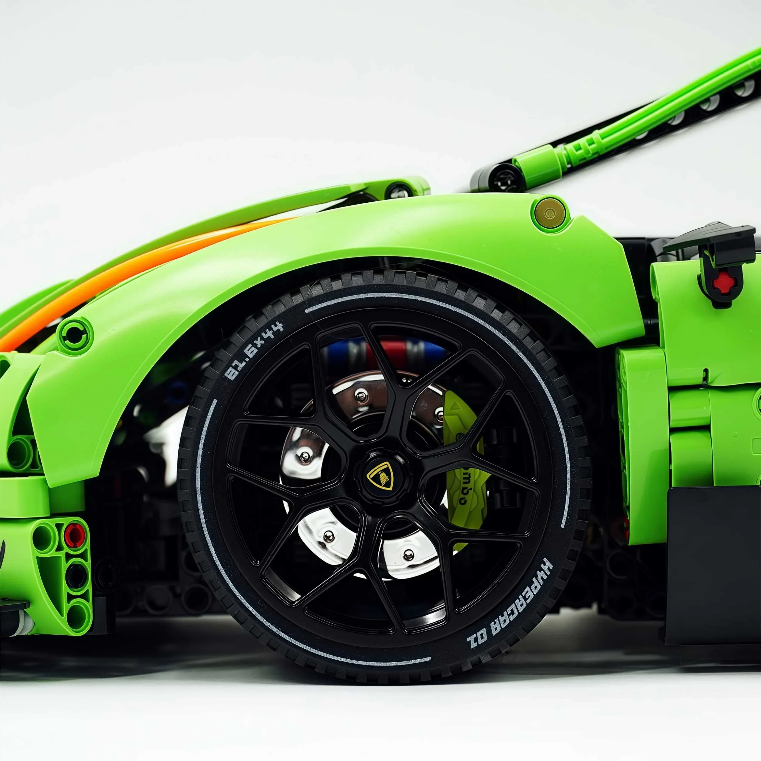 V12 Streckenbiest 4112TEILE