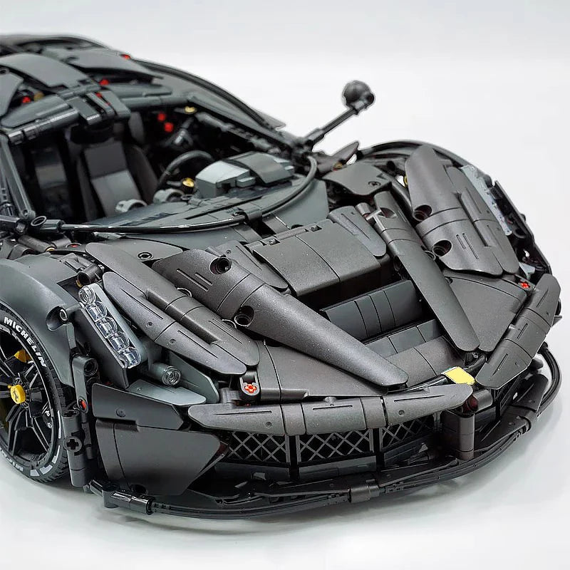 Italienische Premium Edition Hypercar 4738TEILE