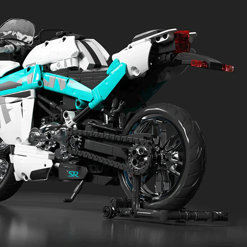 The Iron Biker 828PCS